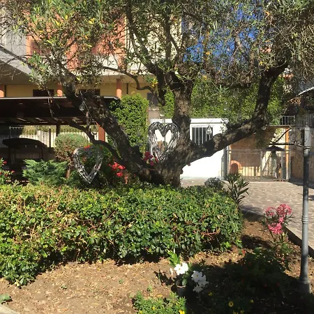 לינה וארוחת בוקר Il Piu *